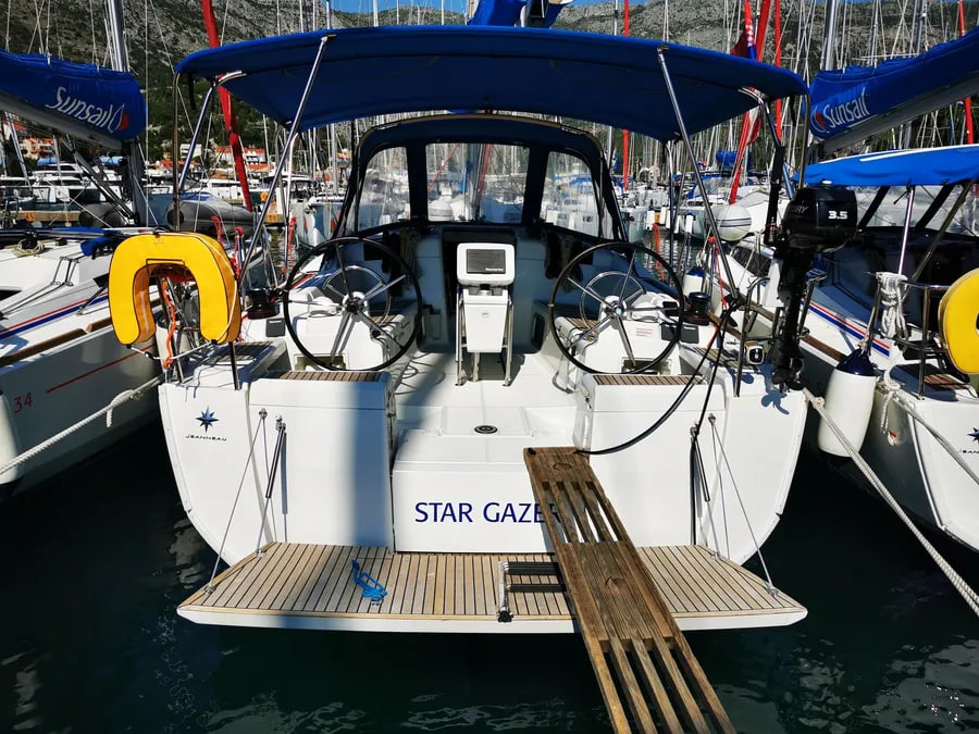 Yachtcharter SunOdyssey419 Star Gazer