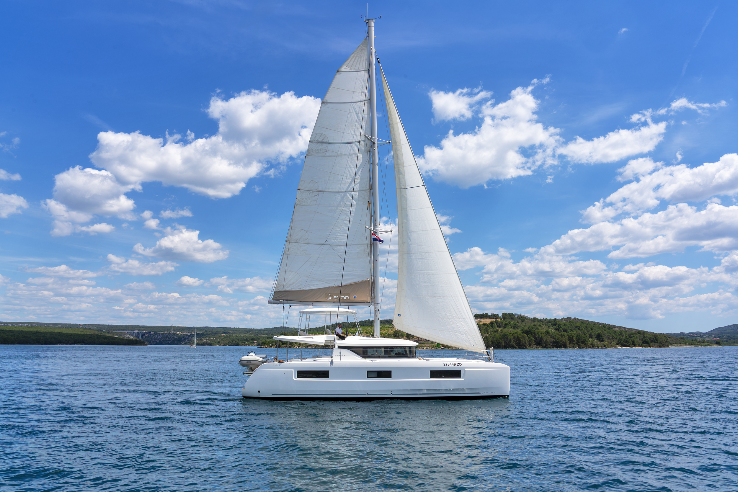 Yachtcharter Lagoon46 White Pearl