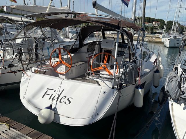Yachtcharter Elan40Impression Fides