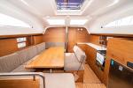 Yachtcharter ElanImpression45 Seraphim 12