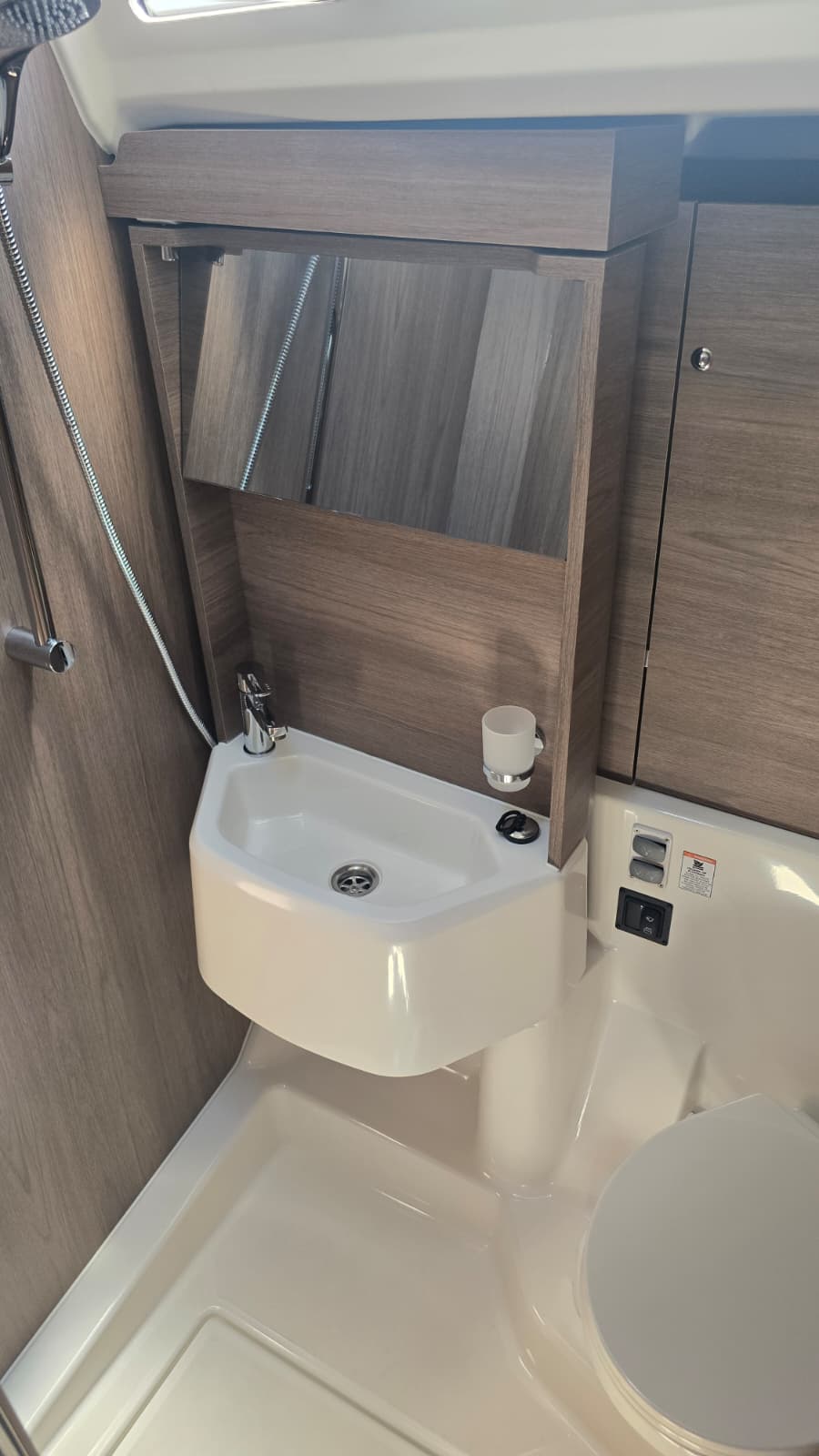 Yachtcharter Oceanis52 5cab Orange 9