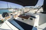 Yachtcharter SunOdyssey42i Ema 13