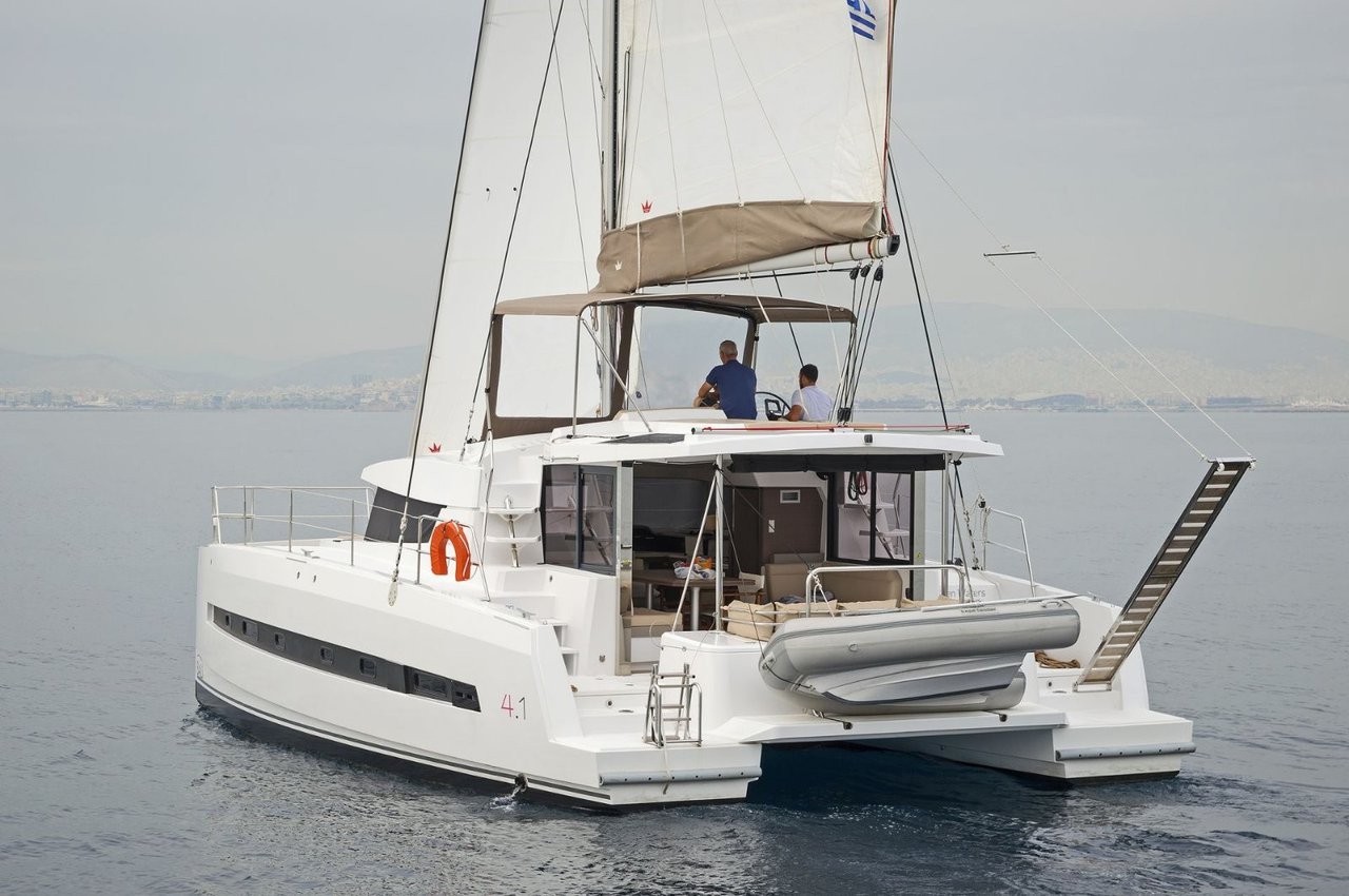Yachtcharter Bali4 Golden Waters