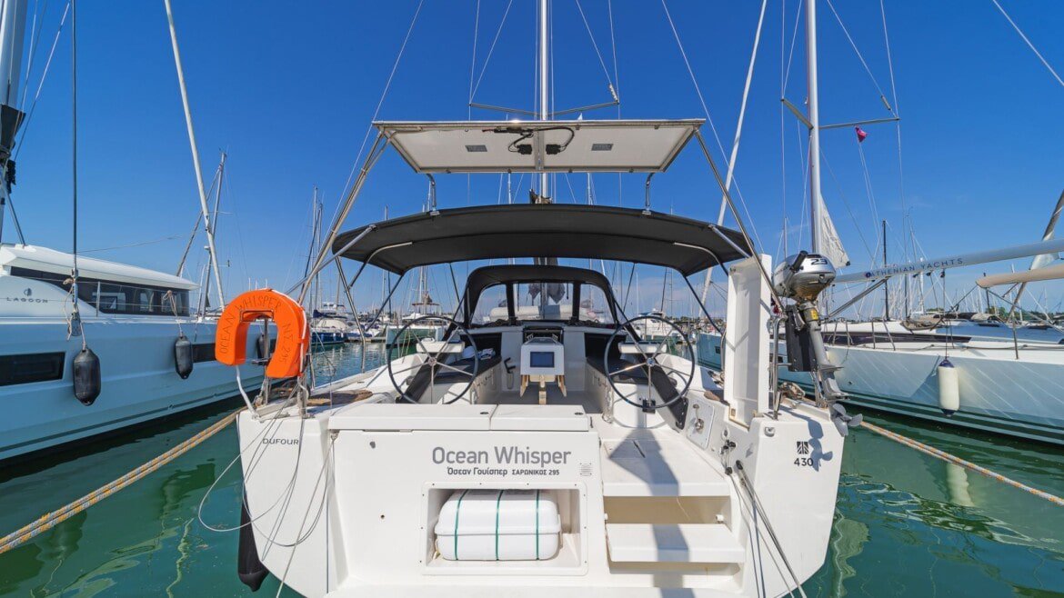 Yachtcharter Dufour430GrandLarge Ocean Whisper