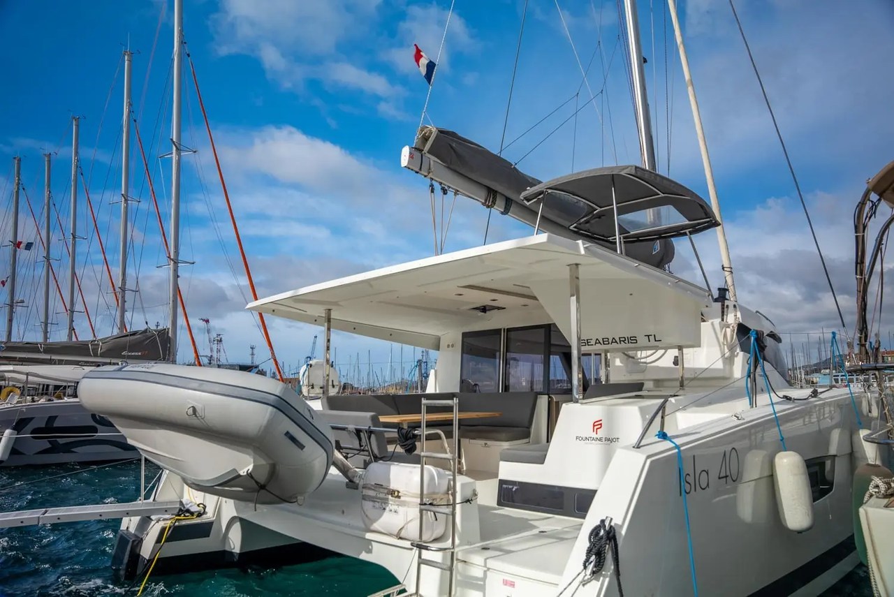 Yachtcharter Isla40 Seabaris