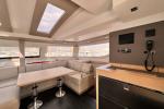 Yachtcharter FountainePajotNew45 41cab Nami 11