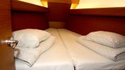 Yachtcharter SunOdyssey389 Tara 13