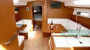 Yachtcharter SunOdyssey419 Mira 8