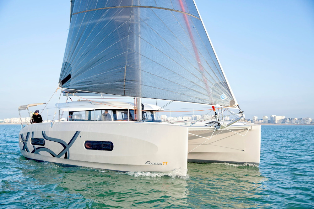 Yachtcharter Excess 11 4 cab hauptansicht 1