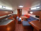 Yachtcharter vesna innenansicht 01
