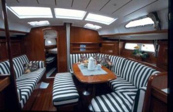 Oceanis Clipper 423 Innenansicht
