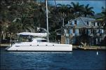 Yachtcharter Belize 43 Seitenansicht 6 Cab 2 WC