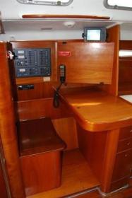 First-47.7-Kartentisch-4-Cab-2-WC.JPG Innenansicht