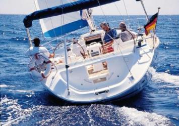 Bavaria 44 Auenansicht