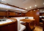Yachtcharter Grand Soleil 45 Salon2