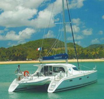 Nautitech 40 Au�enansicht