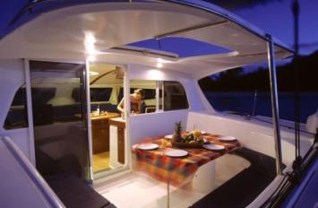 Nautitech 40 Au�enansicht