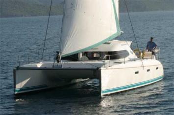 Nautitech 40 Au�enansicht