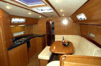 Salona 45 Innenansicht