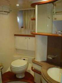 Azimut 55 Innenansicht