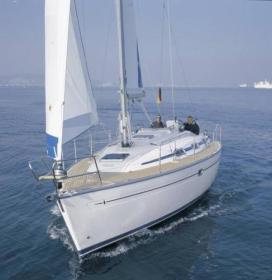 Bavaria 37 Auenansicht