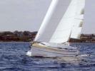 Yachtcharter Bavaria 31 Sport 2cab Bugansicht