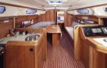Yachtcharter Bavaria 31 Sport 2cab Salon