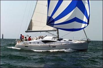 Sun Odyssey 42 DS Top Bild