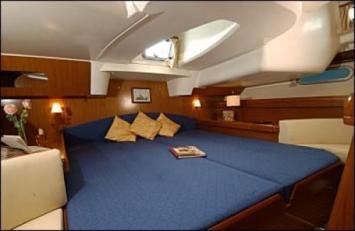 Sun Odyssey 42 DS Innenansicht