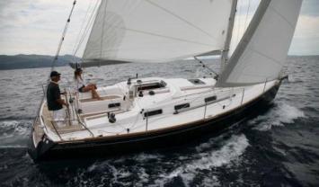 Salona 37 R Auenansicht