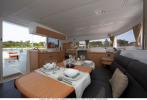 Yachtcharter Lagoon420 Cab3 salon
