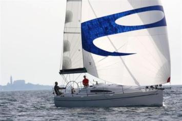 Elan 340 Auenansicht