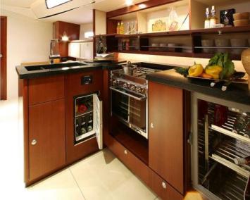 Hanse 540e Innenansicht