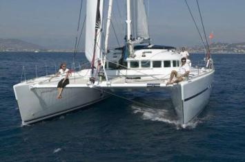 Lagoon 570 Au�enansicht