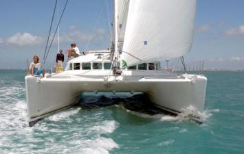 Lagoon 570 Au�enansicht