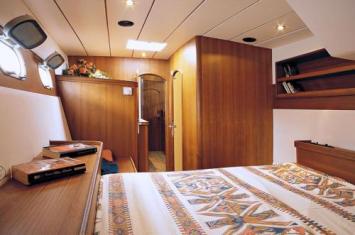 Lagoon 570 (5 Kabinen, 5 Bäder) – Innenansicht 1 Innenansicht