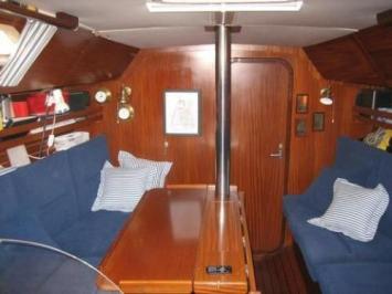 Elan 33 Innenansicht