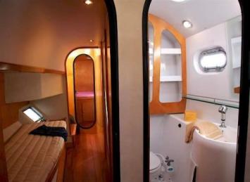 BAHIA 46 Innenansicht