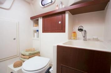 Hanse 320 Innenansicht