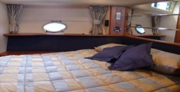 Azimut 46 Innenansicht