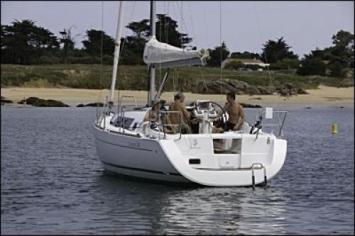 Oceanis 34 Auenansicht