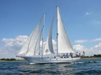 preussicher-Adler-Seitenansicht.JPG Auenansicht