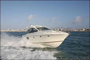 Prestige 38S HT Auenansicht