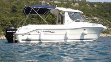 Quicksilver Pilothouse 640 Top Bild