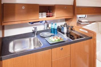 Bavaria 28 Sport Innenansicht