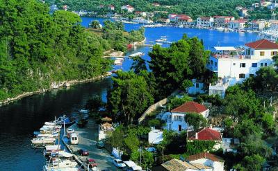 Charter Ionisches-Meer: Die Ionischen Inseln sind grn, wie hier auf Paxos