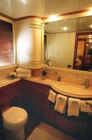 Ferretti 880 Innenansicht