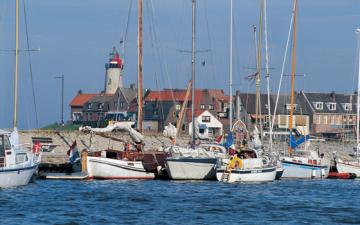 Yachtcharter IJsselmeer: Urk ist ein uriges kleines Fischerdort