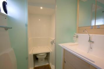 Catana 42 Carbon infusion Innenansicht