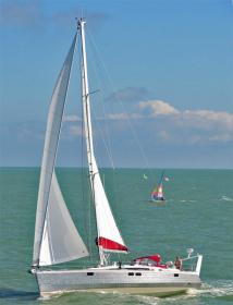 Ovni 395 Auenansicht